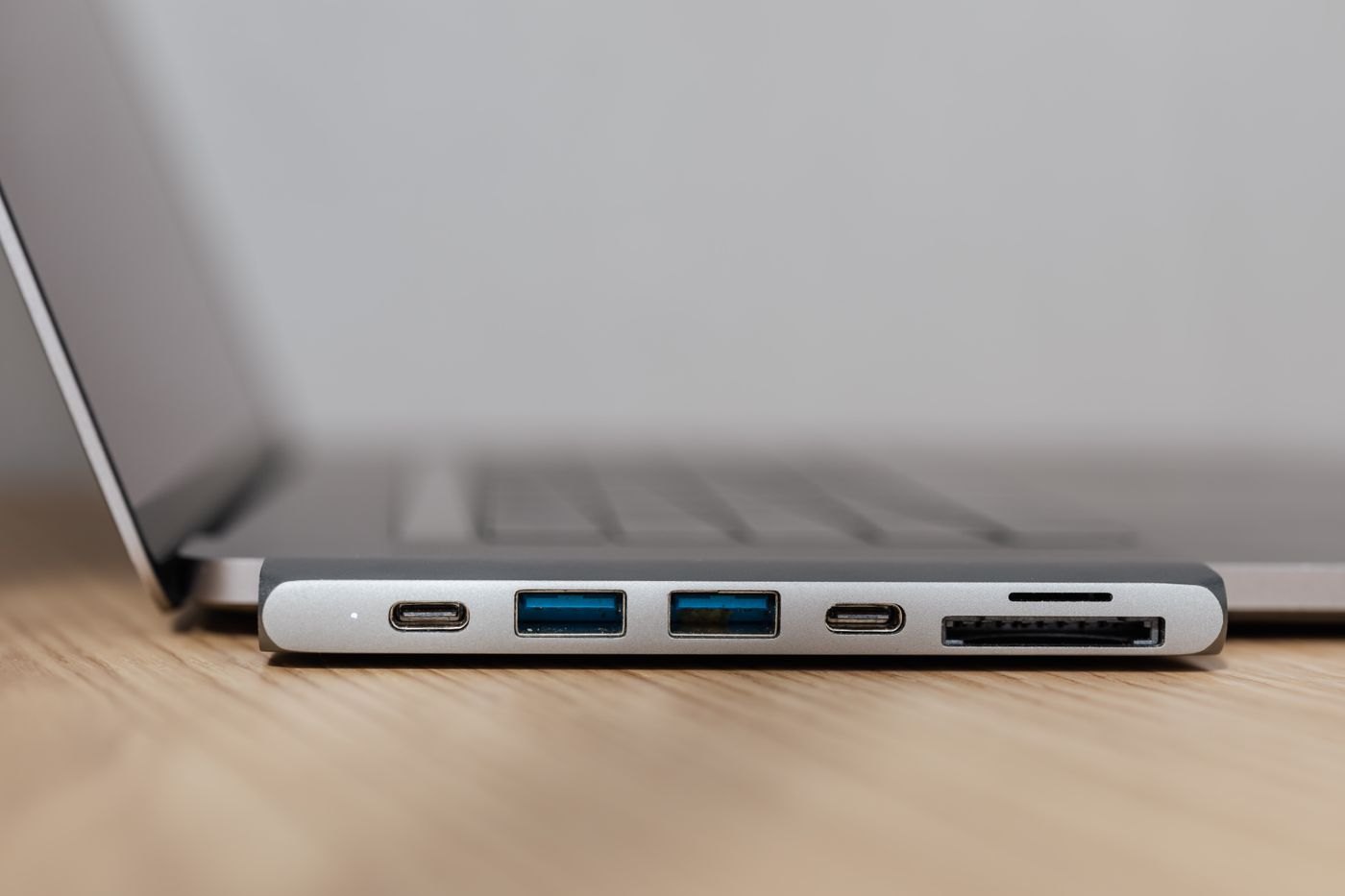 Multiport adapter connected directly to a laptop