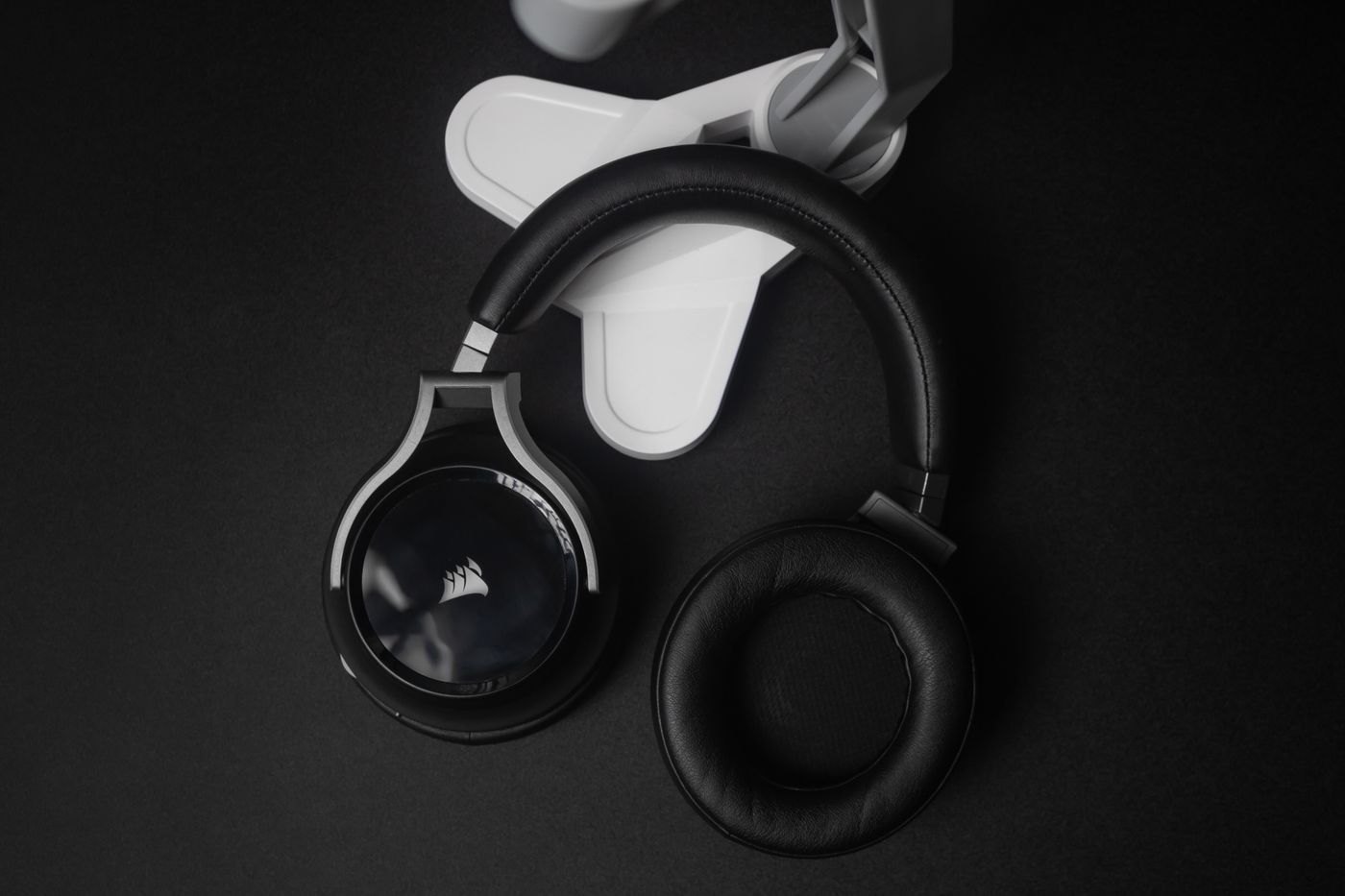 Gaming headset with an attached boom microphone